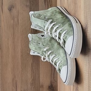 Converse High Top Brand new.